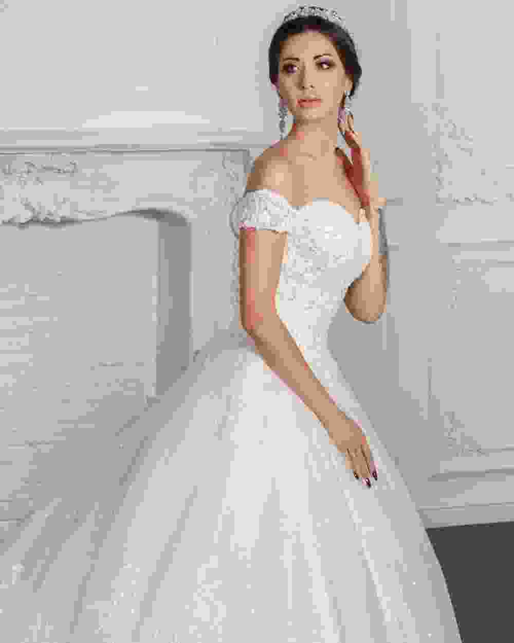 home-3-shop-1-02